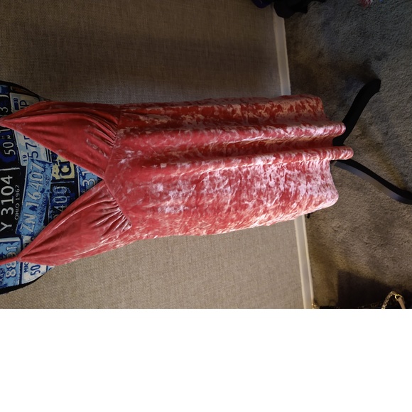 Other - FOREVER 21 - PINK VELVET NIGHT SHIRT - SIZE LARGE